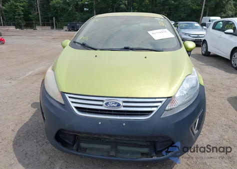2012 Ford Fiesta Se z USA, uszkodzony, nr VIN 3FADP4BJ8CM147474